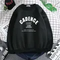 Lockeres schwarzes Sweatshirt mit weißem Cadence-Buchstaben-Druck und Rundhalsausschnitt - S / Schwarz