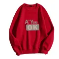 Detailansicht eines dunkelroten Sweatshirts mit 'A' You OK' Stickerei-Patch-Design - S / Rot