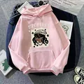Détail d'un sweat à capuche rose avec imprimé portrait et poche kangourou à plat - S / Rose Foncé