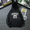 Felpa con cappuccio oversize nera con stampa Newport 1984 Beach e tasca a marsupio - M / Nero