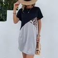 Robe T-shirt d'été décontractée pour femmes avec patchwork noir, gris et motif léopard - S / Noir
