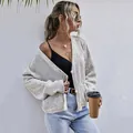 Gilet en maille mouchetée pour femme avec col en V et design décontracté à épaules tombantes - S / Blanc Cassé