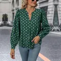 Chemisier vert foncé à manches longues avec motif losanges dorés et col en V - S / Vert Foncé