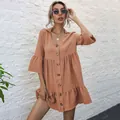 Abito babydoll arancione da donna con scollo a V, bottoni e maniche a volant - S / Arancione