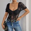 Body sexy in pizzo nero con scollo quadrato e maniche a sbuffo per un look estivo - S / Nero
