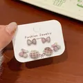 Ohrring-Set mit drei Paaren, beflockten Schleifen und Herz-Designs in Pastell-Farbtönen - SDT17 Kirsch Waffel