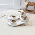 White girls princess shoes with sparkling silver sequin bow and ankle strap - EU 27 / Beige