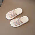 Sandales roses et crème pour filles avec perles fantaisie et semelles souples - Taille 21 (13.5cm) / Rose