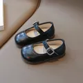 Classic black Mary Jane shoes for girls with rhinestone buckle and matte finish - EU 21 / Black