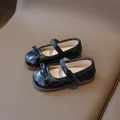 Classic black patent leather girls Mary Jane shoes with bow decoration and velcro strap - 21 / Black