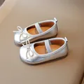 Zapatos Mary Jane plateados para niña con lazo decorativo y tira elástica - EU 21 / Plateado