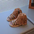 Sandali boho marroni da bambina con frange, borchie metalliche e zip laterale - EU 26 / Marrone
