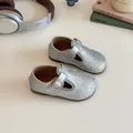 Silberne Glitzer-Mary-Jane-Schuhe für Mädchen mit T-Riemen und goldener Schnalle - 21-25 / Silber