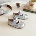 Silver Mary Jane shoes for girls with pearl bow and elastic strap in high-shine finish - 16 / Silver