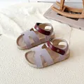 Mädchen Sandalen in Lavendelviolett mit braunrotem Klettverschluss und dicker Sohle - EU 22 / Lila
