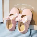 Pink patent leather baby Mary Janes with satin bow and wavy scallop trim detail - 19 / Pink