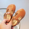 Classic T-strap Mary Jane shoes for toddlers in stylish caramel brown faux leather - 19 / Brown