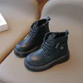 Botas negras de moda para niña con bolsillo lateral y detalle de hebilla de estrella - EU 21 / Negro