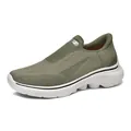 Slip-on breathable walking shoes in olive green with a flexible knitted mesh upper - EU 39 / Green