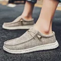 Mocasines de lona para mujer en color caqui claro con suela de goma gruesa moteada - EU 38 / Caqui