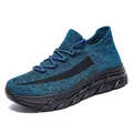 Baskets de marche en maille bleue pour hommes avec tige respirante et semelle noire - Bleu