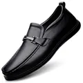 Black leather loafers for men with stylish grey metal horsebit and rubber sole - EU 38 / Black Four Seasons