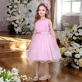 Detalle de vestido rosa de flores para niña con corpiño floral 3D y falda de tul suave - Altura 2-3 / Rosa