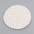Posavasos redondo trenzado de algodón con patrón en espiral blanco y violeta para mesa - Diámetro 18cm / Puntos púrpuras