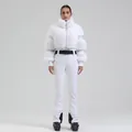 Damen Skianzug in Weiß, schmale Passform, Kunstpelzkragen und Gürtel für den Wintersport - XS / Oberteil Und Unterteil / Weiß