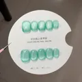 Faux ongles courts carrés vert menthe œil de chat avec fini scintillant de luxe - XS / Style Oeil de Chat Vert Menthe (CB07)