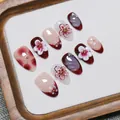 Uñas postizas artesanales con relieve floral 3D en granate y detalles de strass - XS