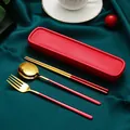 Tragbares 304 Edelstahl Besteckset in Rot und Gold mit Löffel Gabel Stäbchen und Box - Rot Gold Löffel Gabel Essstäbchen