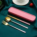 Tragbares Besteckset aus 304 Edelstahl mit rosa-goldener Gabel Löffel und Etui - Rosa Gold Löffel Gabel Essstäbchen