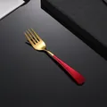Fourchette moderne en acier inoxydable 304 avec manche rouge mat et dents dorées - Fourchette à Dîner Rouge Or