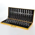 Service de couverts 24 pièces en acier noir poli miroir avec son coffret cadeau doré - Noir (Set de 48 Pièces)