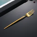 Forchetta dorata moderna in acciaio inox 304 con manico sottile e finitura satinata - Forchetta d'Oro