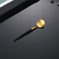 Cucchiaio moderno in acciaio inossidabile 304 con testa oro opaco e manico nero - Cucchiaino da Tè Nero e Oro
