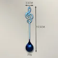 Lila-blau verlaufender Notenlöffel aus 304 Edelstahl mit Violinschlüssel-Griff - Blau
