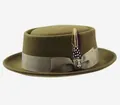 Detail of olive green wool pork pie hat with ribbon, metal B badge and feathers - 57cm / Green (Without Badge)