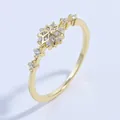 Anello fiocco di neve placcato oro 18 carati con zirconi cubici scintillanti incastonati - US 7 / Stile Design Fiocco(J02)