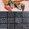 Selbstklebende schwarz-weiße Nagelaufkleber mit feinen Blumen- und Blättermustern - Zierlinien Stil (HBJY373-384) / Weiß