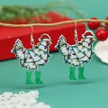 Boucles d'oreilles poulet de Noël en acrylique avec guirlande et bonnet rouge - Style bottes vertes / Vert