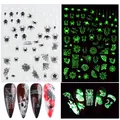Adesivi per unghie Halloween fluorescenti con ragnatele e castelli serie CY-046 - Stile Castello del Ragno Luminoso (CY-046)