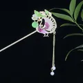 Pfau-Haarnadel mit lila Emaille, goldener Quaste und Perlen für Hanfu-Frisuren - Rosa Lila Farbverlauf Pfau Quaste Stil (发簪2483) / Rosa-Lila