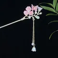 Goldene Haarnadel mit Schmetterling, rosa Blüten und Quasten für Hanfu-Frisuren - Rosa Blume Schmetterling Maiglöckchen Quaste Stil (2488)