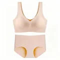 Vista dettagliata del set reggiseno a V senza cuciture e slip a vita alta color beige - S / Beige