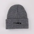 Gorro de punto gris con bordado de ballena negra, gorro cálido de invierno para adultos - M / Gris