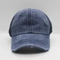 Dunkelgraue Denim-Pferdeschwanz-Mütze mit Vintage-Waschung und Mesh-Rückseite - M (56-58cm) / Marineblau