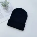 Bonnet en maille côtelée noire pour enfants et adultes en tissu thermique doux - Noir