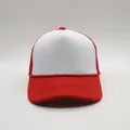 Gorra trucker de malla roja y blanca con frente de esponja para logo personalizado - Rojo + Blanco